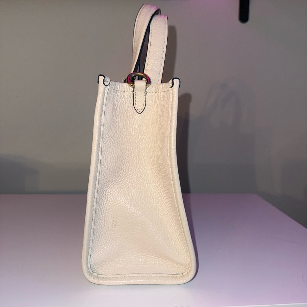 Coach Dempsey Carryall Bag - Picture 6 of 8